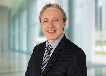 Dr. Henrik Meyer