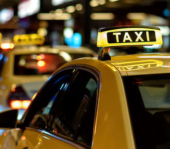 Taxi journeys between home and workplace only deductible with distance lump sum