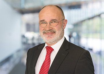 Peter Späth, Senior Manager, Management Advisory