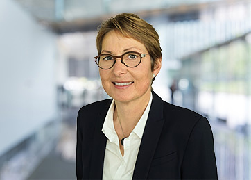 Karin Fiedler, Steuerberaterin, Steuerberaterin, Senior Managerin, Tax & Legal