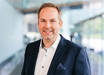 Lars Kocherscheid-Dahm, Communications & Corporate Affairs,<br>Head of Corporate Content 