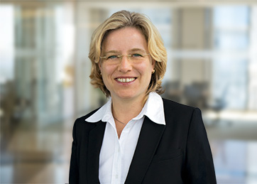 Grit Köthe, Lawyer, Partner, Head of Customs, excise and foreign-trade law