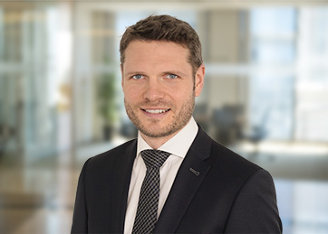Lars Christian Hülsmann, Lawyer