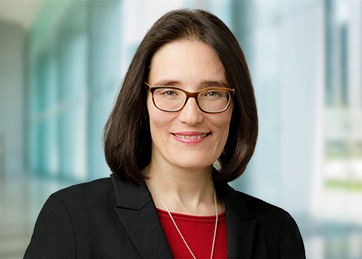 Eva Sareiter, Rechtsanwältin, Steuerberaterin, Partnerin <br>Fachbereich Umsatzsteuer