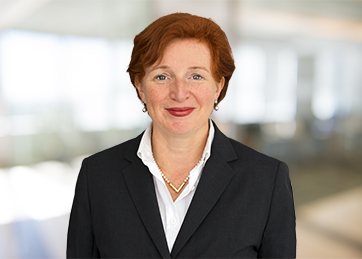 Jane Evans, Senior Managerin, Corporate Finance